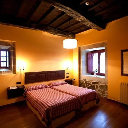 Rectoral De Castillon Hotel 3*