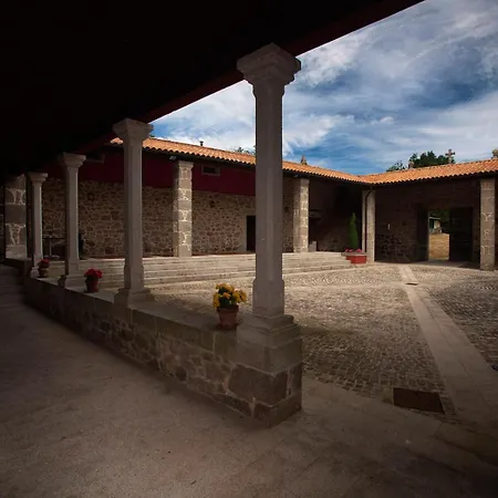 ホテル Rectoral De Castillon Pantón