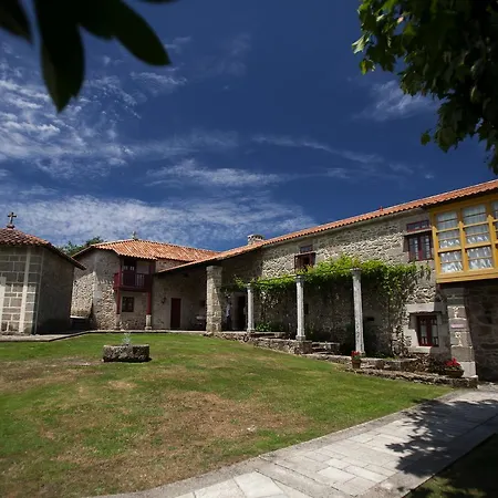 Rectoral De Castillon 3*
