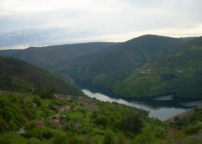 Hotel Rectoral De Castillon 3*